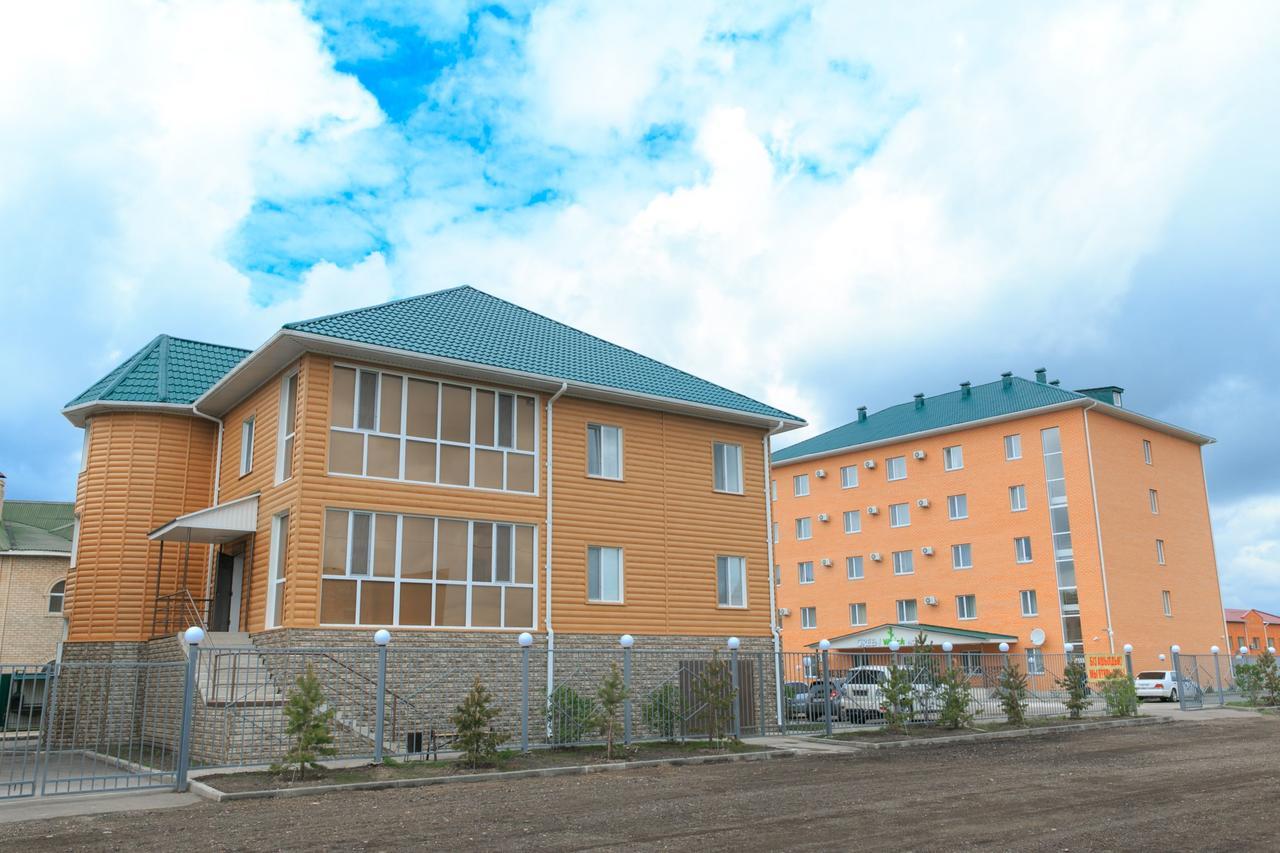 Koktem Burabay Hotel Bagian luar foto
